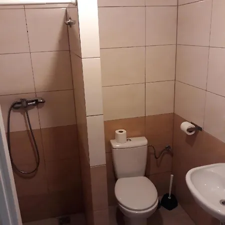 Owk Korona * ميكوشيفو